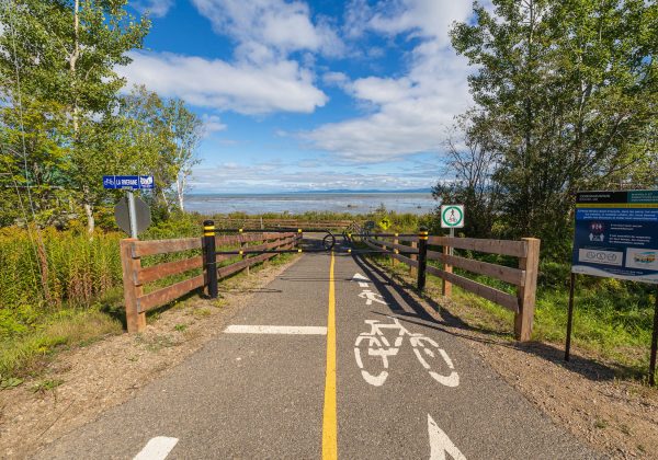 Prolongement de la piste cyclable de Petite-Rivière-Saint-François